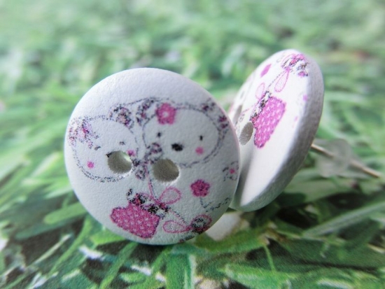 Preview: Holz Knopf Ohrstecker Teddy Bär